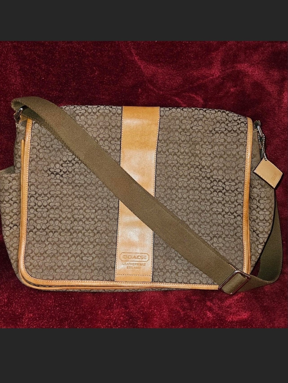 COACH Signature Messenger Crossbody Bag F77004 Brown Tan Diaper Bag